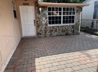 1354 SW 21st Ter, Miami, FL 33145