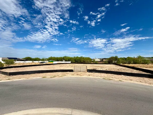 324 Riverhill Loop, Laredo, TX 78046