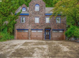 4224 SW Melville Ave #A, Portland, OR 97239