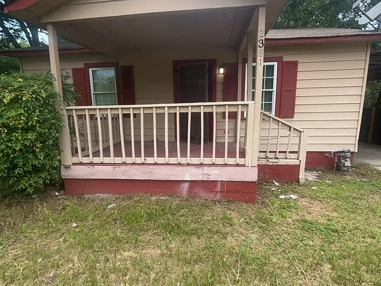 2381 Bruce St — Photo 25