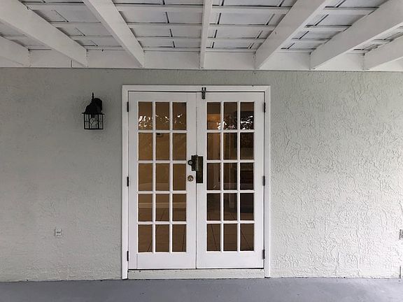 3rd image of 3839 Valencia Grove Ln