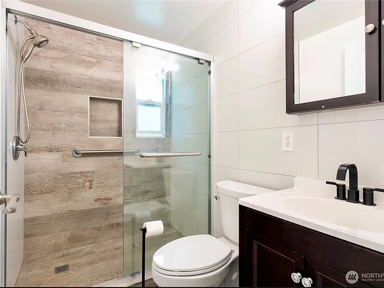12032 SE 210th Pl — Photo 6