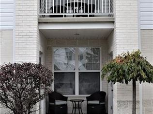 209 Adams Pointe Blvd UNIT 9, Mars, PA 16046