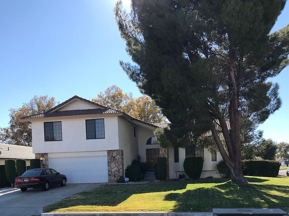 1st image of 13060 Caspian Dr
