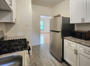 400-14 S Maple Ave/1119-29 Washington, Oak Park, IL 60302