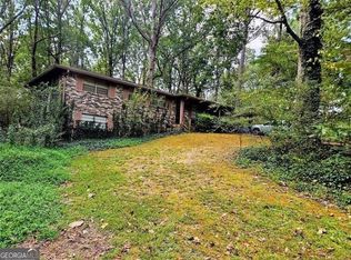 5995 N Bear Dr, Douglasville, GA 30135