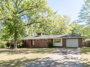 2016 Robin Rd, North Augusta, SC 29841