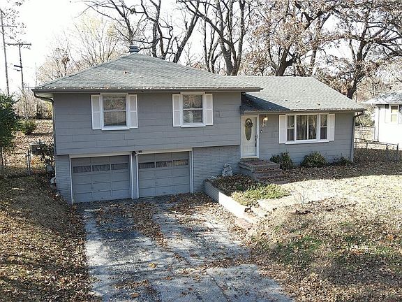 5th image of 4142 N Chelsea Ave