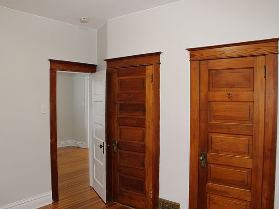 4th image of 319 E Alameda Ave #319