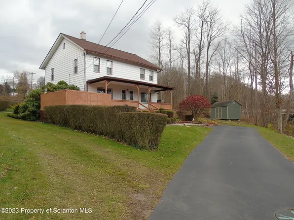 115 Gc Smith St, Moscow, PA 18444