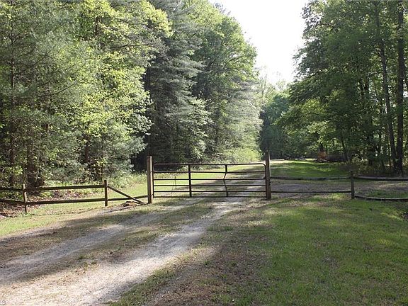 2nd image of Austin Traphill Rd