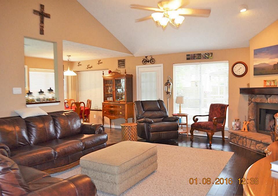1st image of 2521 Merrimac Dr