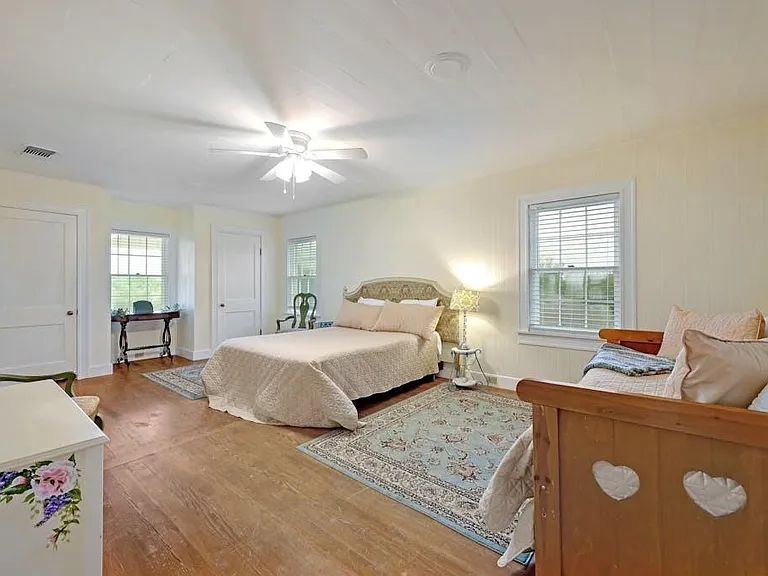 119 River Pl — Photo 16