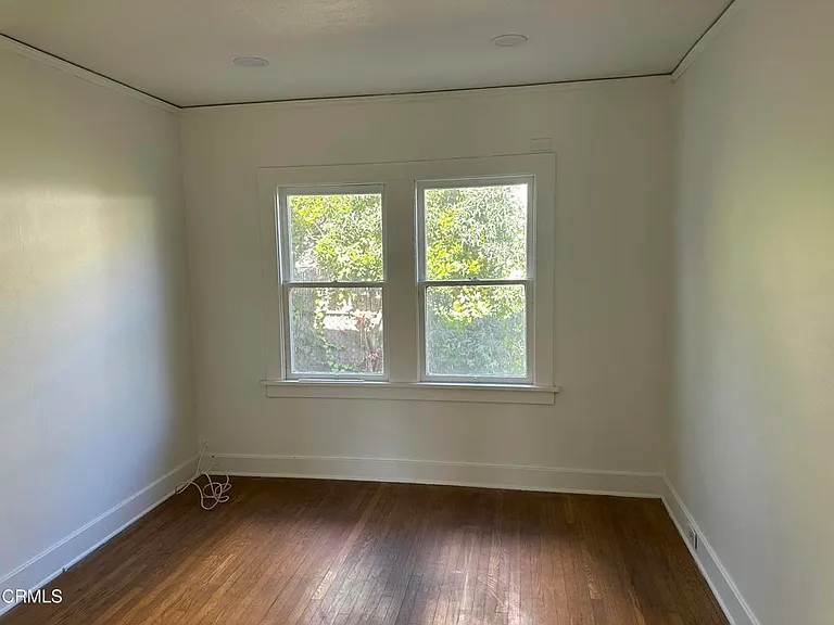 2122 Navarro Ave — Photo 17