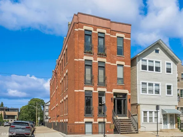 1248 W Ohio St #201, Chicago, IL 60642