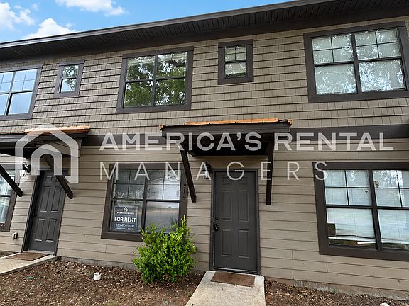 2nd image of 1915 6th Ave