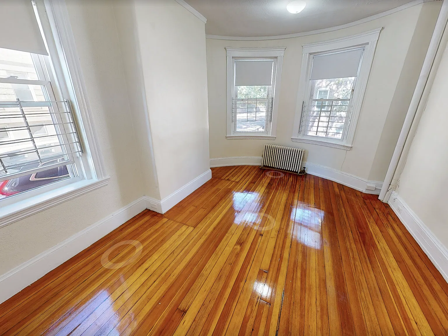 1 bed, 999 sqft, $2,150 — Photo 1