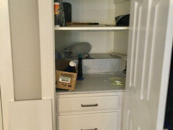 2nd image of 713 Cory St