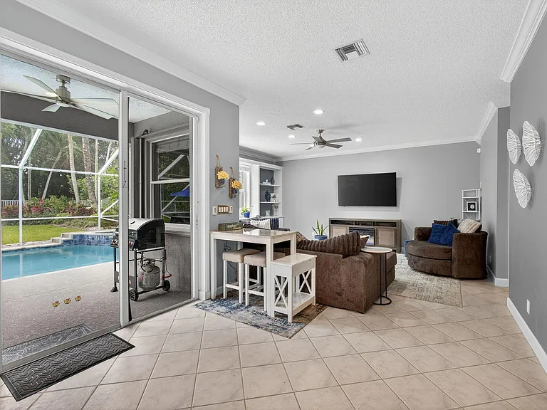 3738 Old Lighthouse Cir #SEASON RENTAL — Photo 24