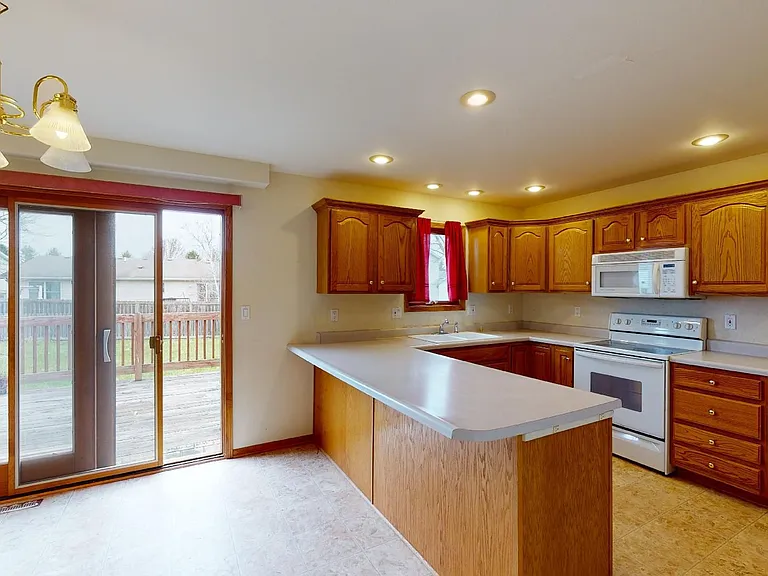 5217 Nevada Cir — Photo 4