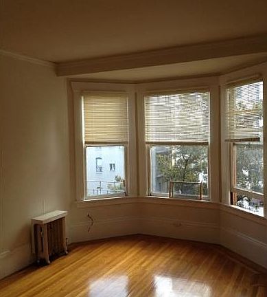 Living Area (2)