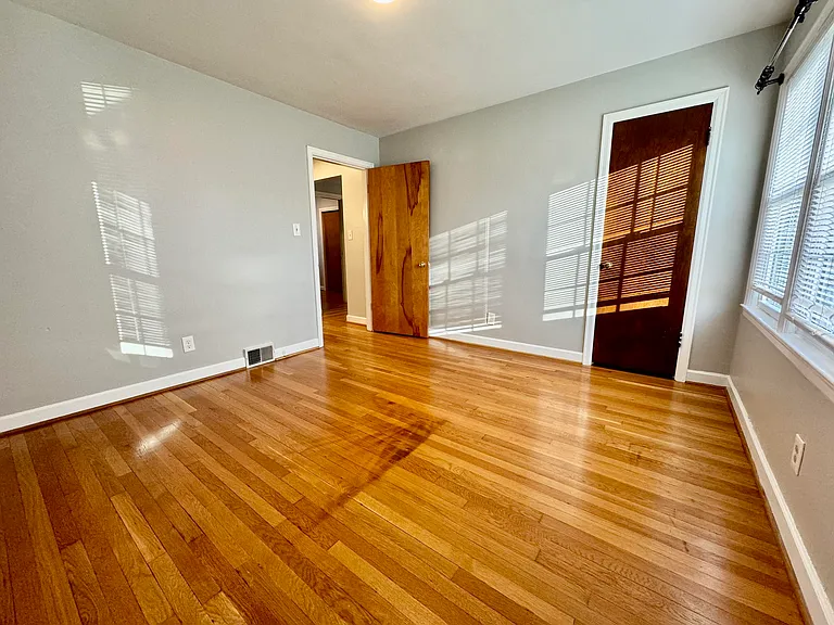479 Stratford Dr — Photo 29