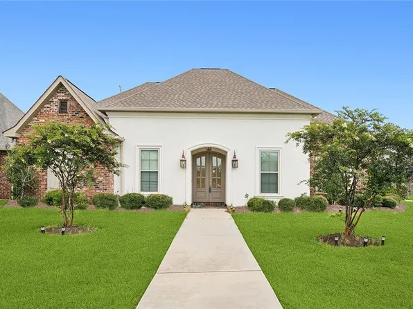 729 Night Heron Ln, Madisonville, LA 70447