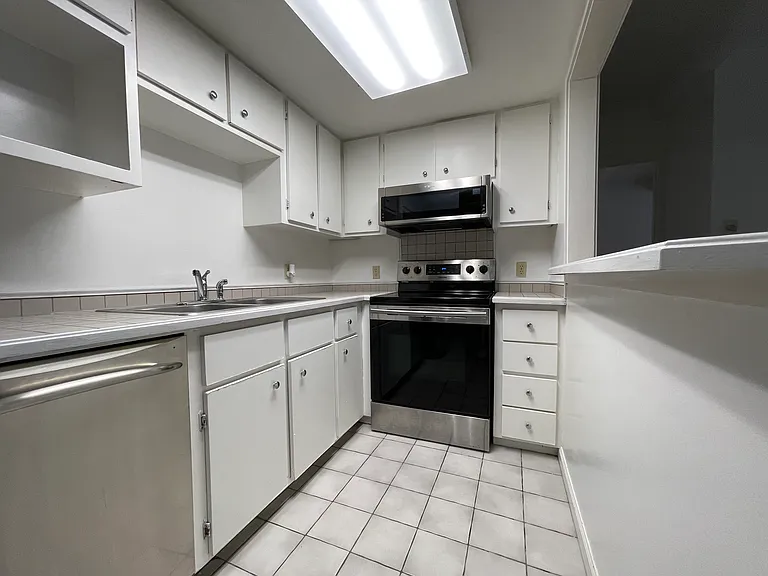 9725 E Harvard Ave — Photo 16