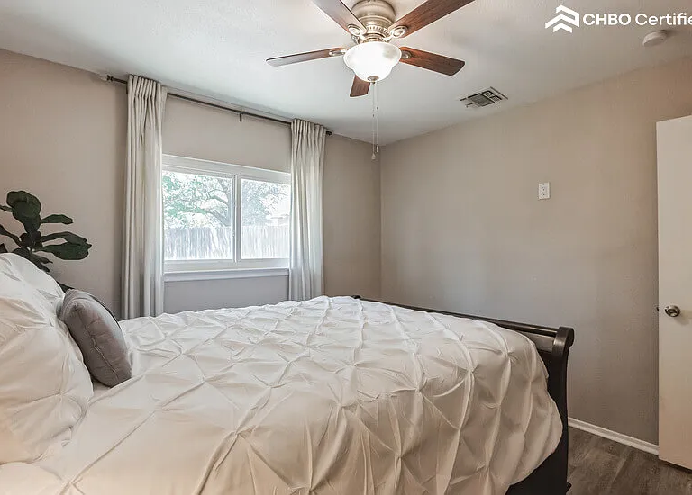 14319 Briartrail St — Photo 20