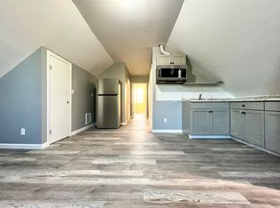 105 Alverson Ave #4, Providence, RI 02909