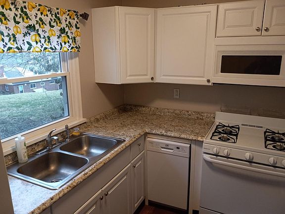5th image of 5641 Abbottsford St
