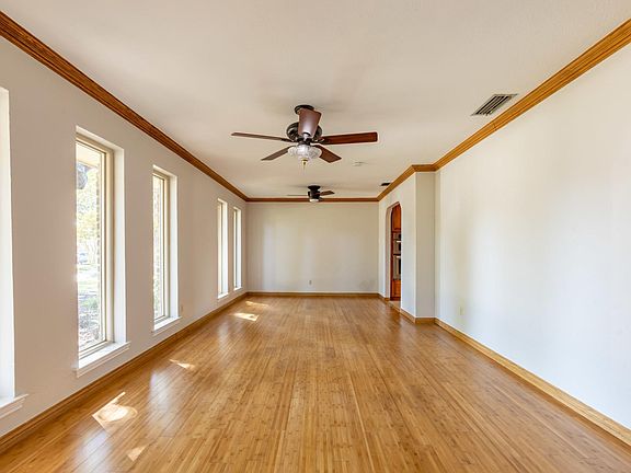 4th image of 1509 Shannon Ct