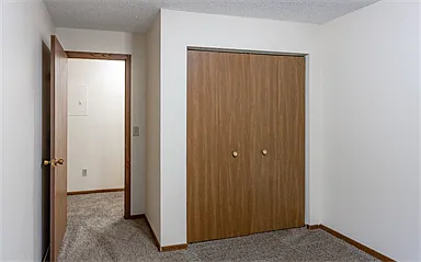Norway Pines Apartments — Photo 23
