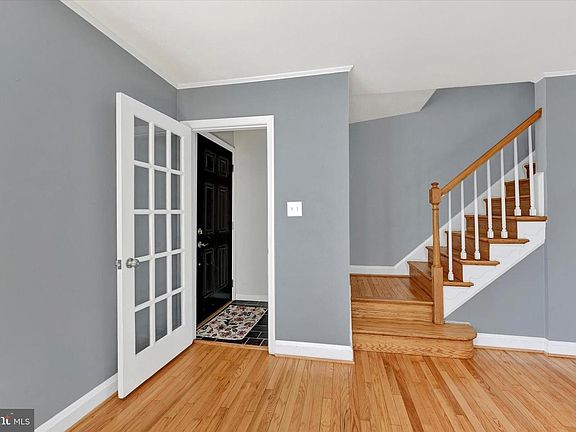 4th image of 8122 Glen Gary Rd