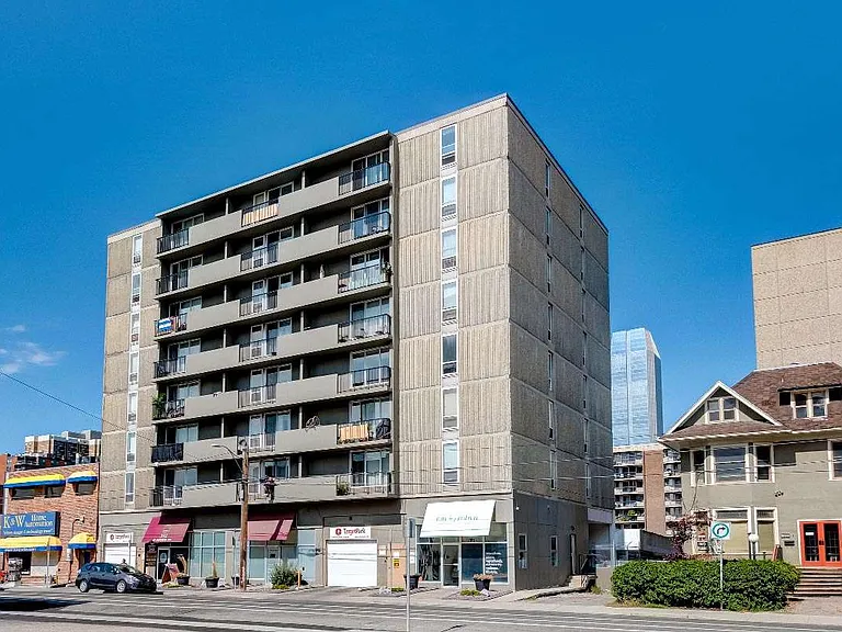 342 15th Ave SW — Photo 4