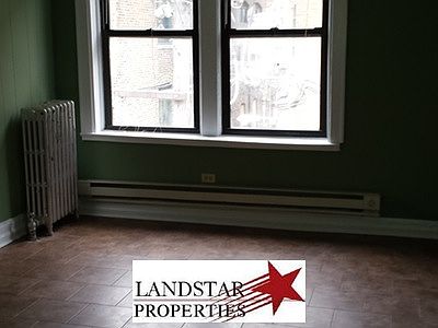 1st image of 1023 W Argyle St APT 316