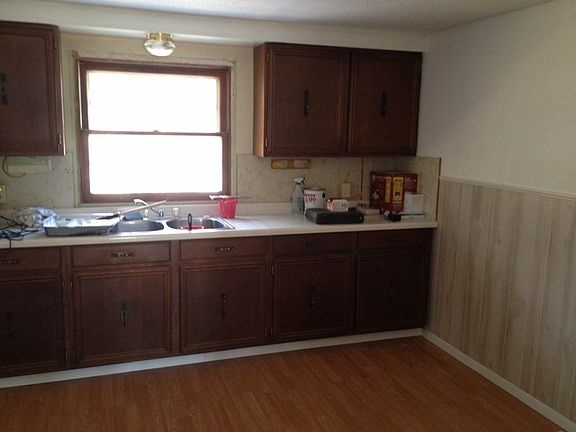 2nd image of 1578 Weaver Dr