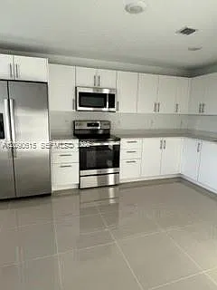 25867 SW 145th Ave — Photo 1