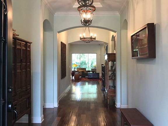 3rd image of 32862 Estate Garden Dr