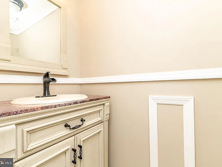 251 Fir Tree Ct — Photo 21