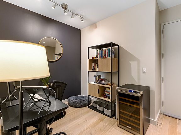 5th image of 75 Wall St APT 23F