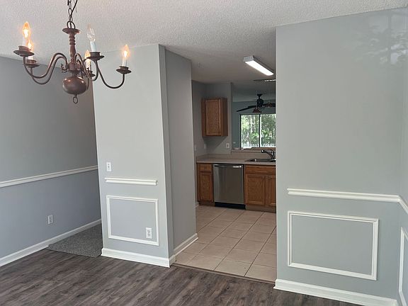 5th image of 369 Gardners Cir