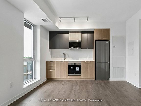 5th image of 10 Oak St #809