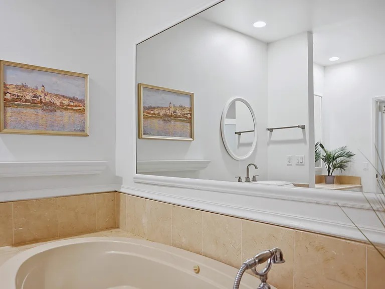 Primary bath with Jacuzzi tub