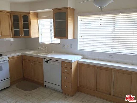 5th image of 11260 Overland Ave #36