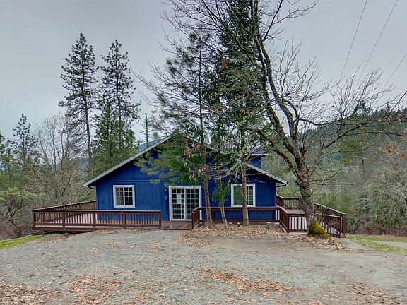 3rd image of 3644 E Evans Cres