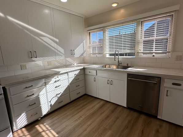 416 Loma Alta Dr