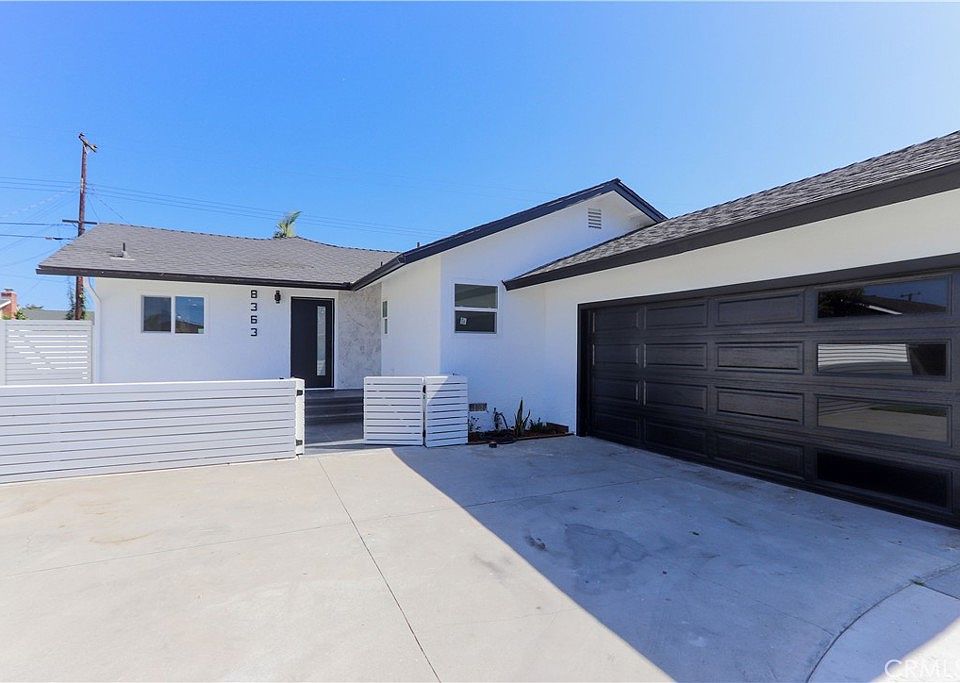 1st image of 8363 Palais Rd