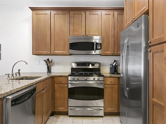 3rd image of 41 Andrew Ct