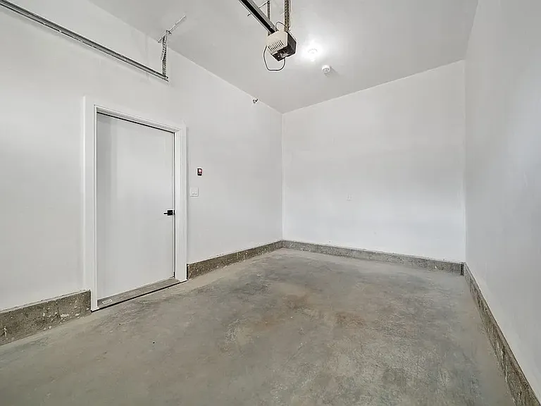 86 Blossom St #2 — Photo 7